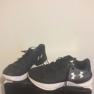 Under armor volleyball shoes